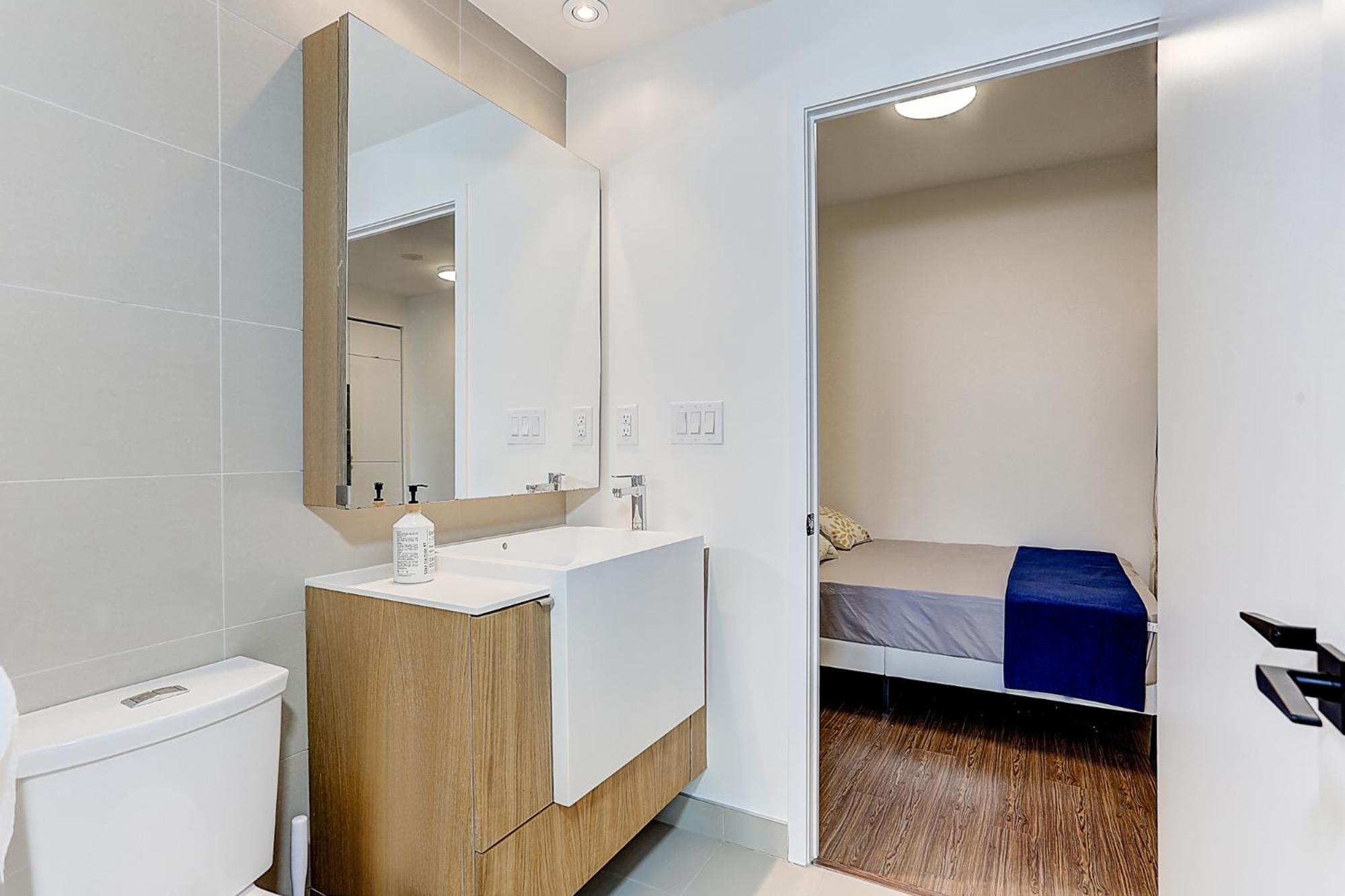 Lakeview Apartments Downtown Торонто Экстерьер фото