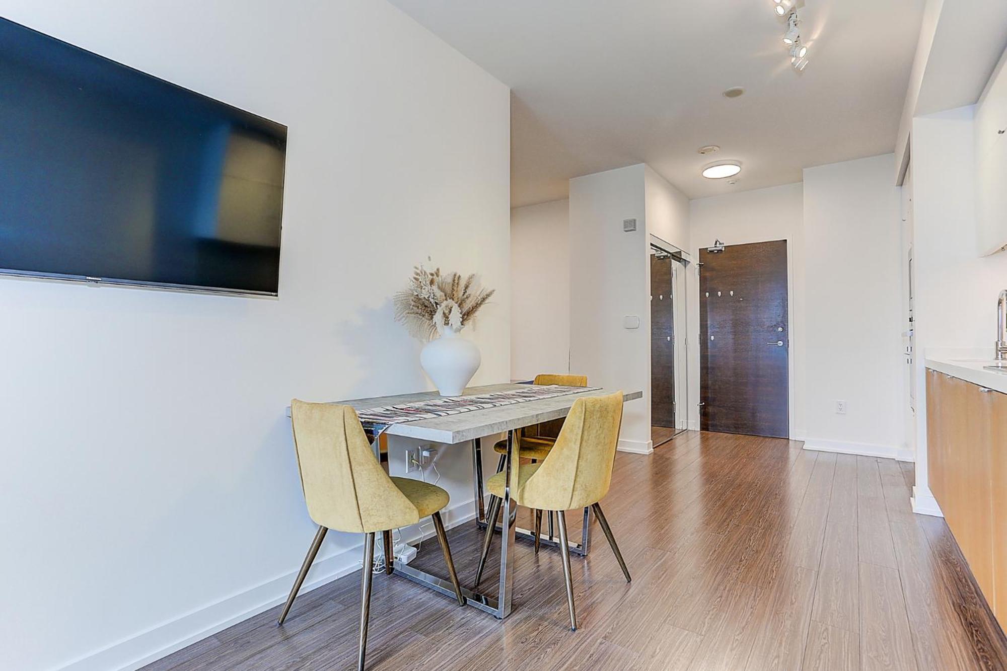 Lakeview Apartments Downtown Торонто Экстерьер фото