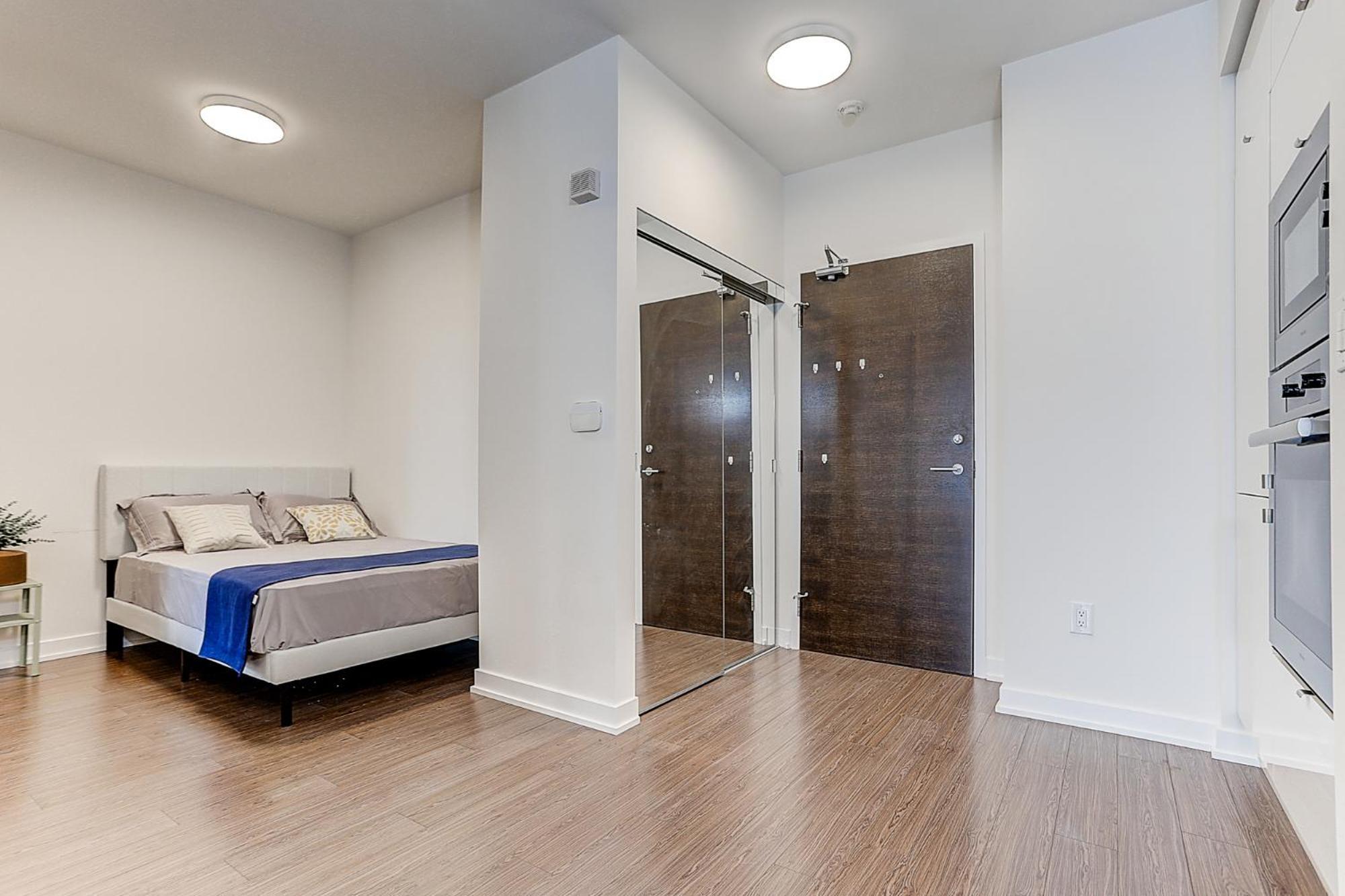 Lakeview Apartments Downtown Торонто Экстерьер фото